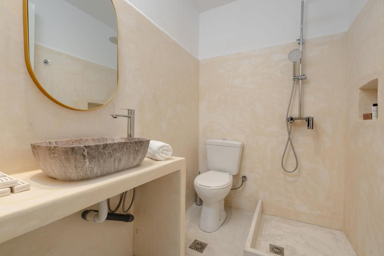 Celestial Seaview Apartments- Apollon Naxos City Esterno foto