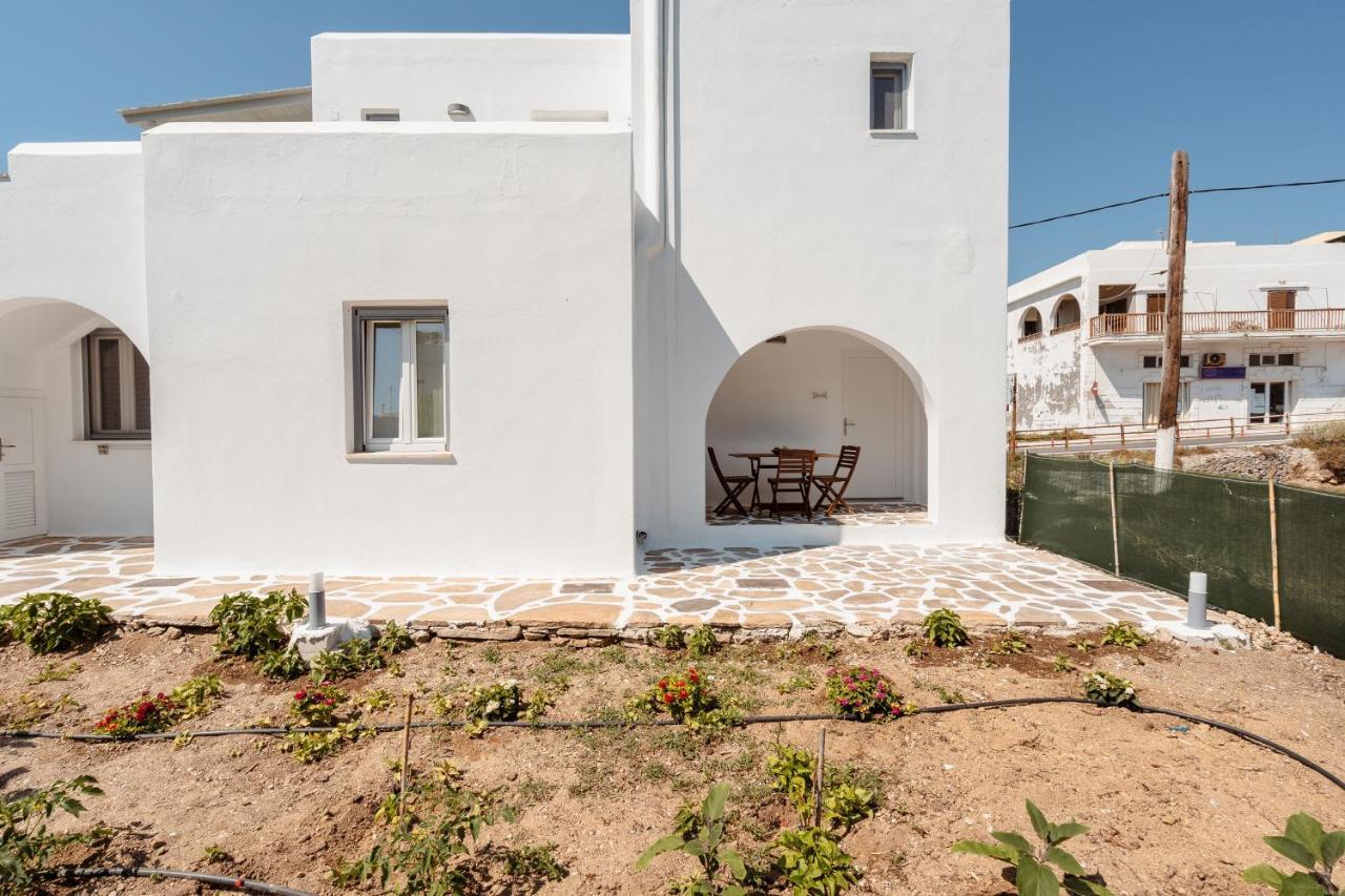 Celestial Seaview Apartments- Apollon Naxos City Esterno foto