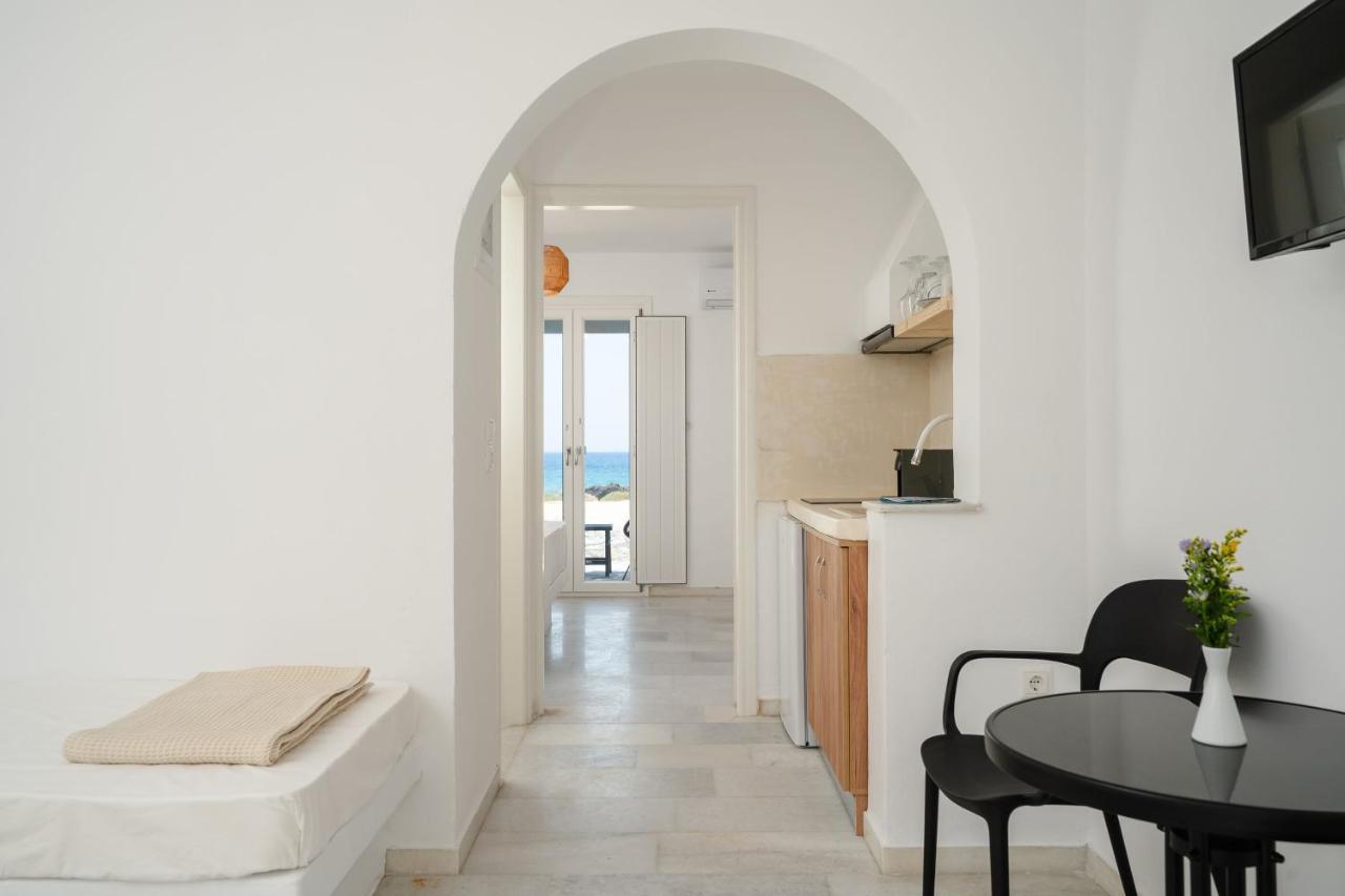 Celestial Seaview Apartments- Apollon Naxos City Esterno foto