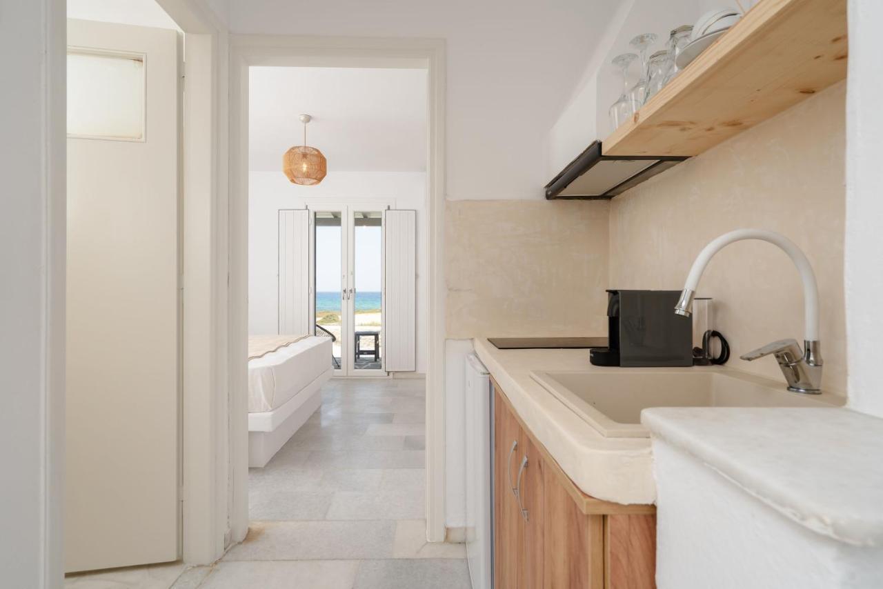 Celestial Seaview Apartments- Apollon Naxos City Esterno foto